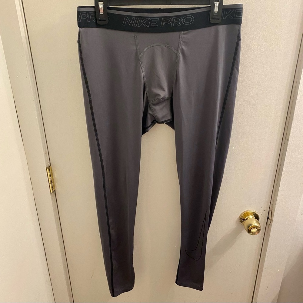 Mens Nike Pro dry fit tights Size XL